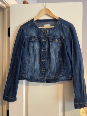 ELLE Blue Denim Crop Jacket with Button Front